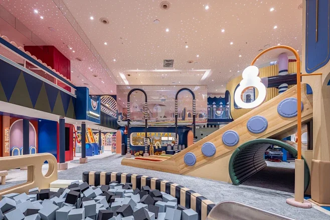 Ditch the “Ketchup and Mustard” Vibes: Why High-Saturation Indoor Playgrounds Are Total Flops in 2026